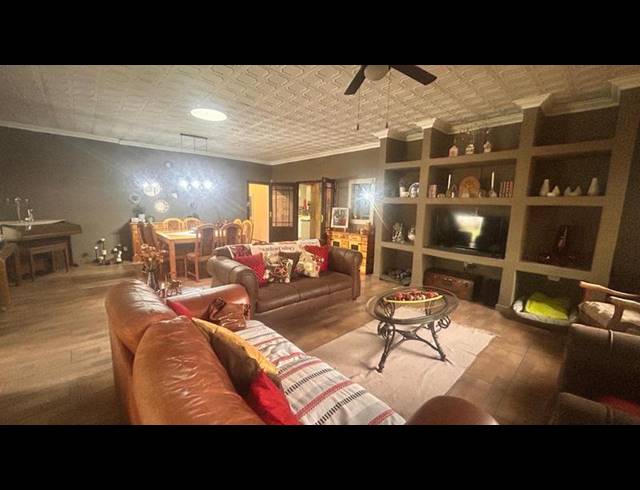 3 BEDROOM HOUSE FOR SALE IN STANDERTON CENTRAL